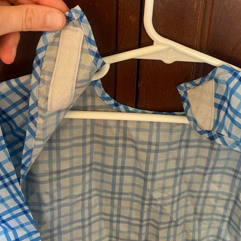 Washable long-sleeved apron bib